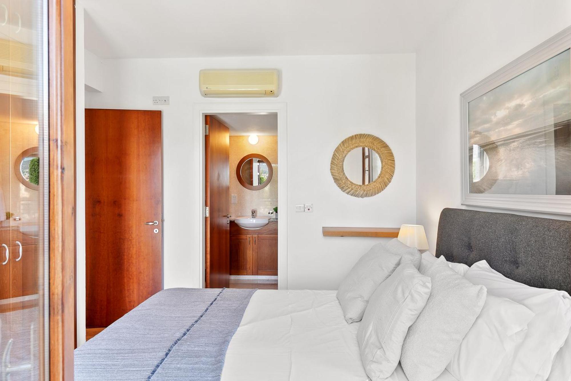 2 Bedroom Apartment Chloe With Communal Pool, Aphrodite Hills Resort Kouklia Buitenkant foto