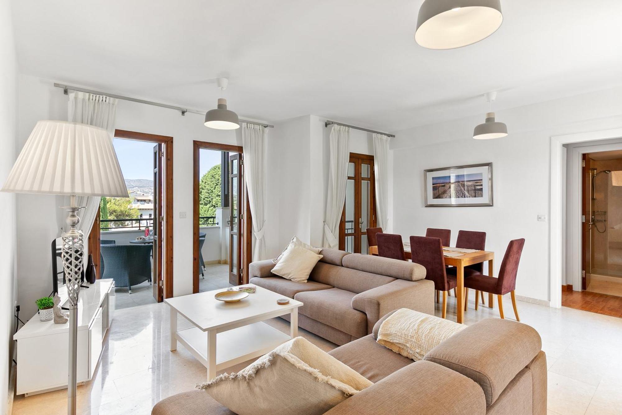 2 Bedroom Apartment Chloe With Communal Pool, Aphrodite Hills Resort Kouklia Buitenkant foto