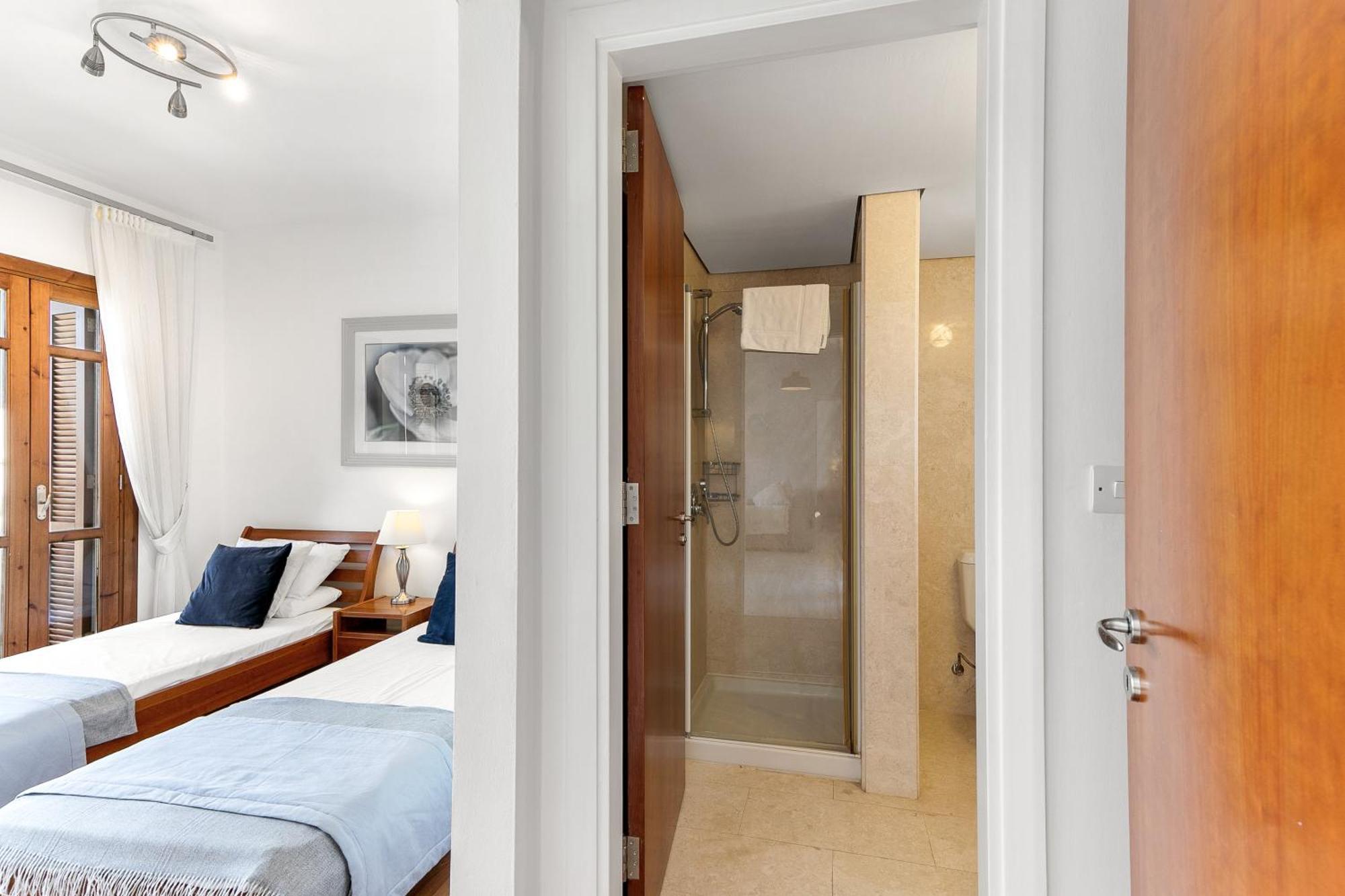 2 Bedroom Apartment Chloe With Communal Pool, Aphrodite Hills Resort Kouklia Buitenkant foto